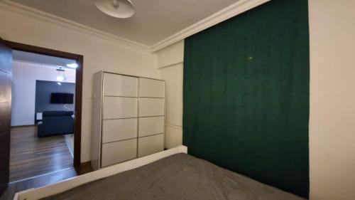 Fotografie z fotogalerie ubytování Sabiha Gökçen 5 dk a Havuzlu otoparklı yeşillikler içinde v destinaci Istanbul