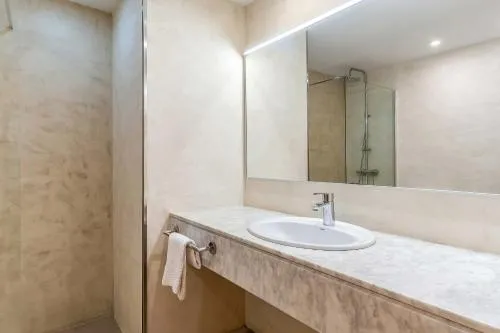 Aparthotel Bertrán photo 40