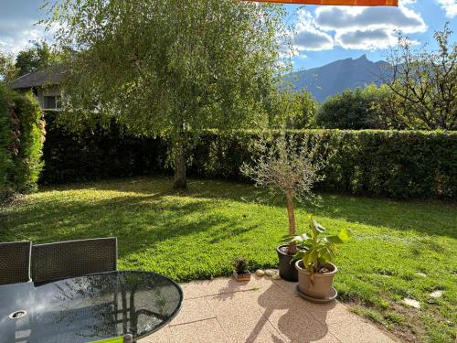 Appartement avec jardin à 2 pas du lac