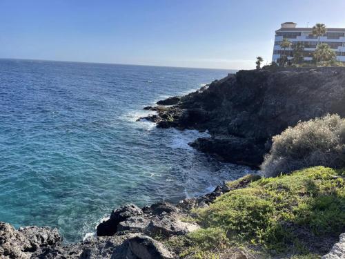 Apartamento con piscina junto al mar