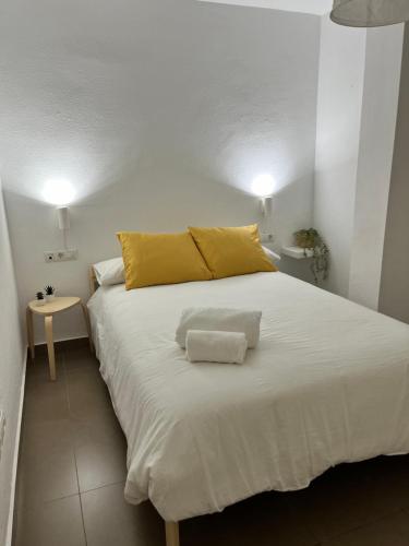 Great 3BR apartment next to Malaga Oldtown AC-FREE PARKING