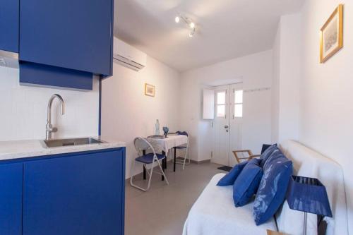 Sao Vicente 5 - Historic Flat in Central Lisbon