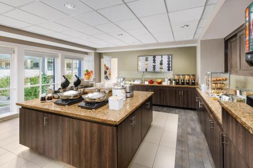 Residence Inn Atlanta Downtown Image