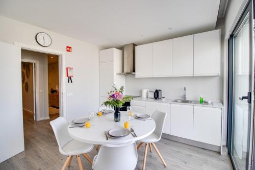Ocean Apt 200meters Beach AC Wi-Fi Balcony