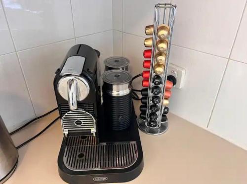 Fiona Stanley Adventure World Perthfreo Petsにあるコーヒーまたはお茶