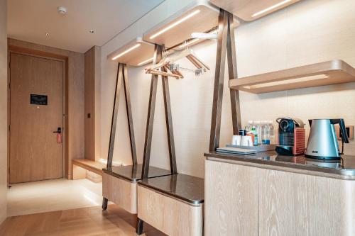 Dapur atau dapur kecil di 昆明玉龙湾湖景酒店