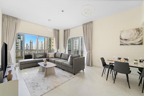 Posezení v ubytování Boulevard Central 2 by Luxstay Holiday Homes