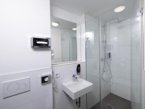 Koupelna v ubytování Smart Stay Hotel Station