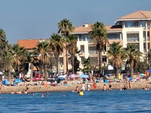 CAP HERMES 3 Pieces Climatise 6 Personnes