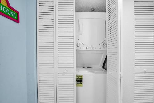 Gambar di galeri bagi Atlantica Oceanfront Condos di Myrtle Beach
