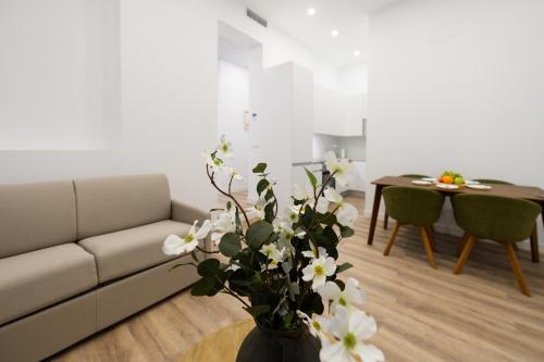For You Rentals Elegancia y Funcionalidad en San Bernardo Piso con Baños en Suite Temporal SBE351C