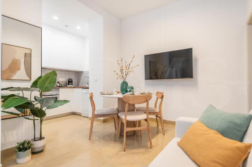 Cozy apartment in the heart of Malaga by REMS