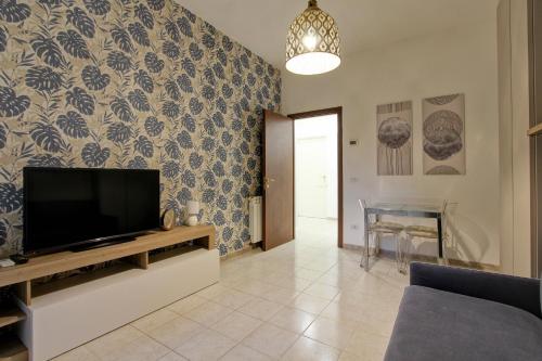 Elisa Home