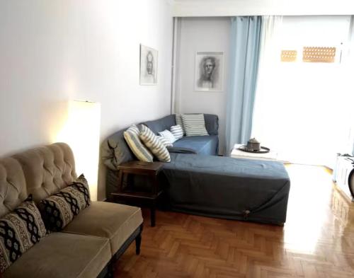 An apartment in the city's heart