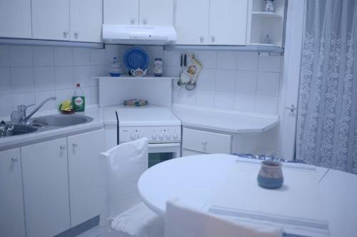 An apartment in the city's heart