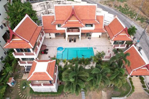 Φωτογραφία από το άλμπουμ του Kata Sea Cloud Villa半山海景独栋别墅 στην Παραλία Κάτα