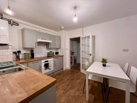 Gallery image of Cosy & Comfy Winter Home in Earlham