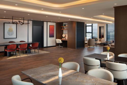 Χώρος καθιστικού στο Sheraton Istanbul Esenyurt