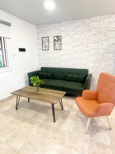 Cosy Refurbished Apt City Centre