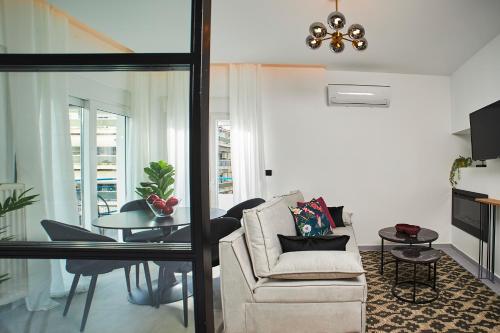 Magenta Luxury Apartments by BiNoBi!