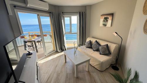 Tu Ventana al Mar Vistas Únicas, Diseño y Relax