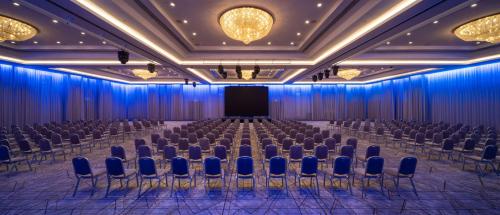 El área de trabajo o centro de convenciones de Radisson Blu Leogrand Hotel