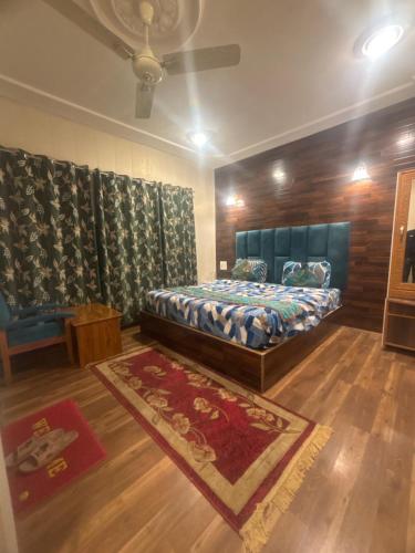 Katil atau katil-katil dalam bilik di Hotel Grand Nishat