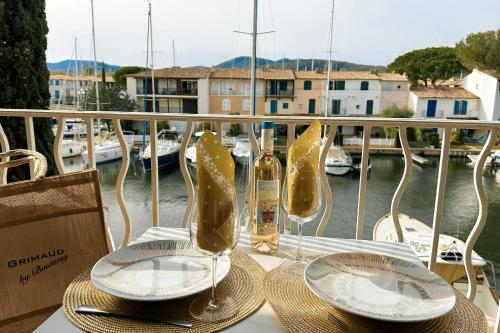 Photo de la galerie de l'établissement Exceptional Renovated Apartment in Port Grimaud, à Grimaud