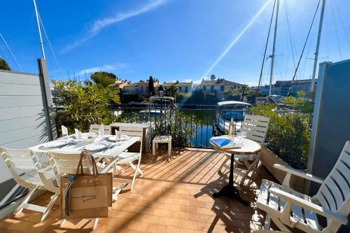 Renovated duplex apartment with AC and 2 terraces