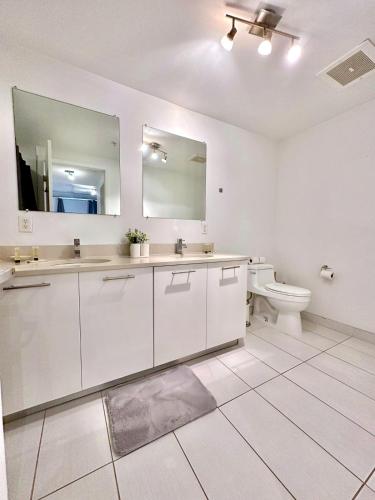 Stylish and Spacious Condo Prefect to Enjoy Miami! photo 19