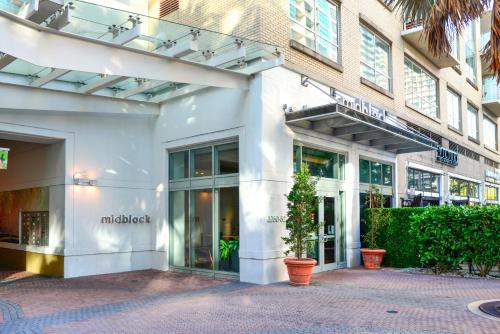Stylish and Spacious Condo Prefect to Enjoy Miami! photo 18