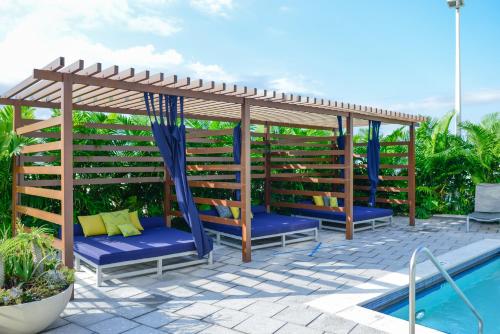 Stylish and Spacious Condo Prefect to Enjoy Miami! photo 7