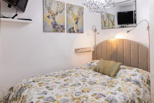 Postel nebo postele na pokoji v ubytování Lovehome Apartment