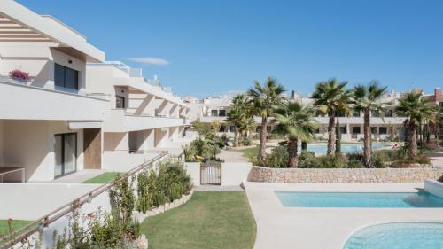 Swimmingpoolen hos eller tæt på Mediterranean Gardens