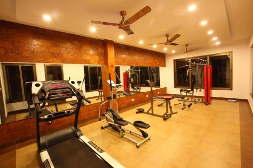 Fitness centrum a/nebo fitness zařízení v ubytování Arayal Resort-A Unit of Sharoy Resort