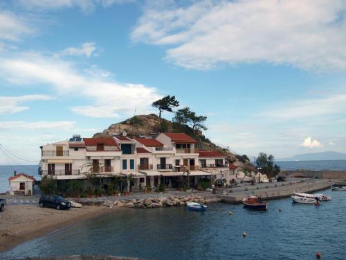 Sylvia's House - a unique waterfront location