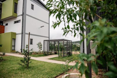Jardín al aire libre en Lethukukhanya Luxury Apartment