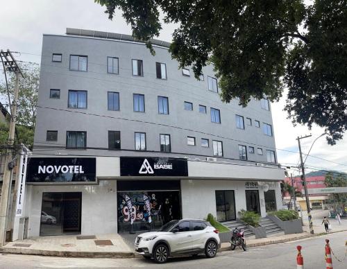 Bangunan di mana terletaknya hotel