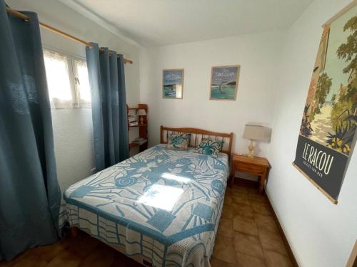 Postel nebo postele na pokoji v ubytování Appartement deux pièces- Argelès sur mer AR410-150