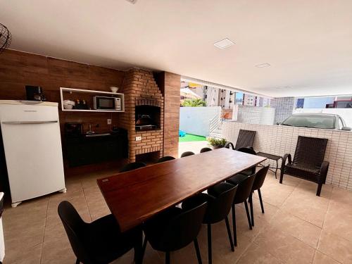 Kuchyň nebo kuchyňský kout v ubytování Apartamentos 250m da Orla -Edifício Nugali- Castelo B Temporada