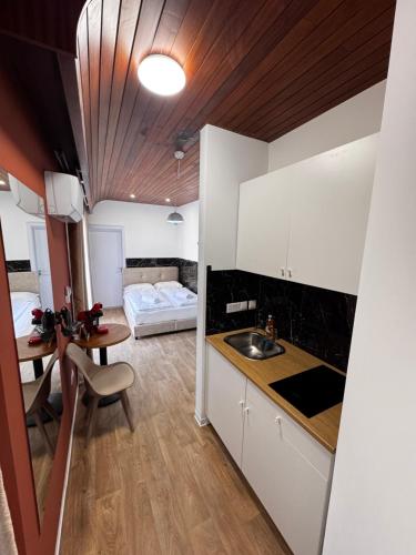 Modern StudioNr3 Kitchen bathroom Terrace