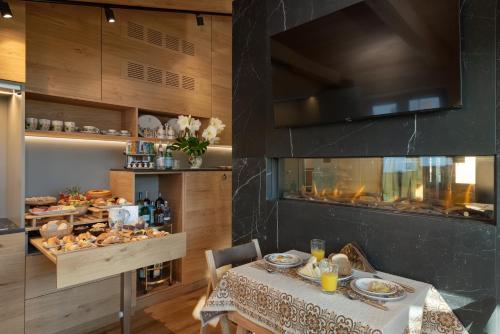 Jídlo v hotelu nebo okolí