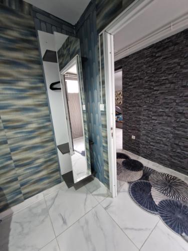 Kúpeľňa v ubytovaní charming house for 5 people Sirine57 long stay