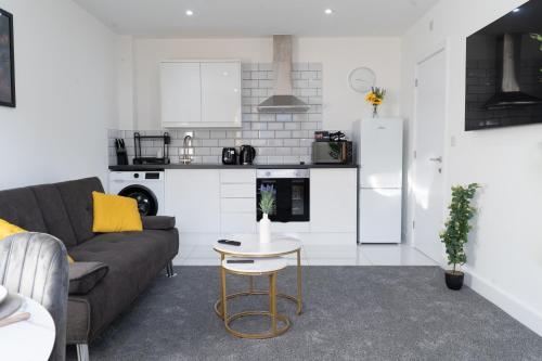Η κουζίνα ή μικρή κουζίνα στο Open Mind Property - Cosy Flat with 2 Beds