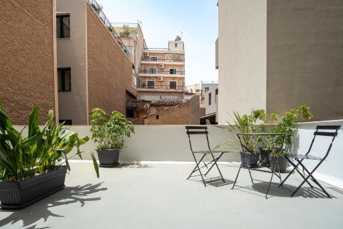 Stylish Escape Suite in Athens