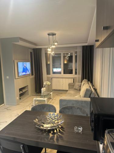 Apartment best position croisette martinez ! 150m from the beach completely renovated ! photo 6