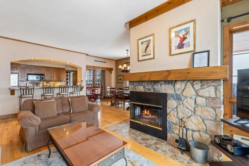 Zona de estar de L'Équinoxe Rendez-Vous Mont-Tremblant