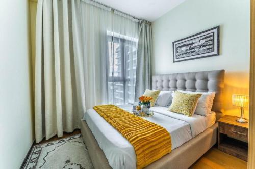 Ένα ή περισσότερα κρεβάτια σε δωμάτιο στο 2Bedroom GTC Luxury Apartment top floor views B12802