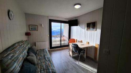 Résidence Soleil D'huez - APPARTEMENT ALPE D'HUEZ QUARTIER DE L'ECLOSE EST MAE-3331