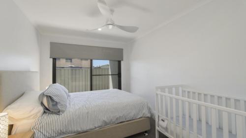 Gallery image of FLOATING ON THE CANALS - 80 COMMODORE CRES in Port Macquarie